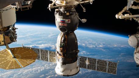 Orbiting Earth - A Spacecraft's Vista wallpaper