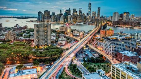 Urban Twilight Symphony with the Brooklyn Bridge wallpaper