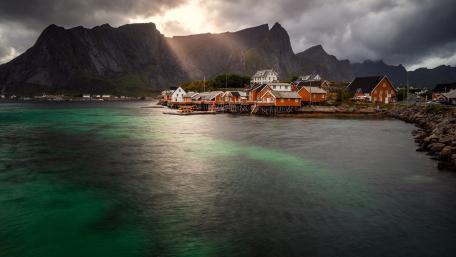 Majestic Lofoten Islands Sunset from Hamnoy wallpaper