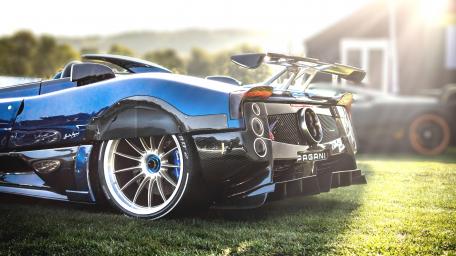 Pagani Zonda in Blue wallpaper