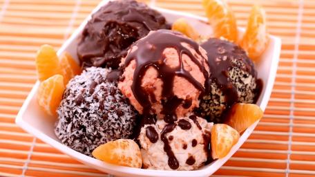 Ice Cream Delight wallpaper