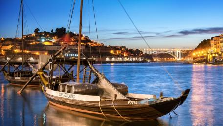 Boats on River Douro, Portugal wallpaper