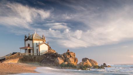 Capela do Senhor da Pedra wallpaper