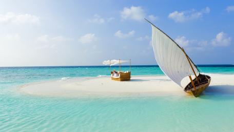 Tropical Serenity at Maldives wallpaper
