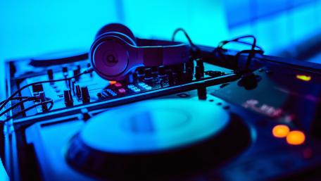 Mystical DJ Mixer Glow wallpaper