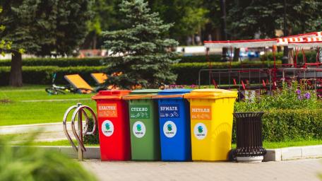 Eco-Friendly Waste Management in the City wallpaper