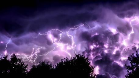 Purple Lightning wallpaper