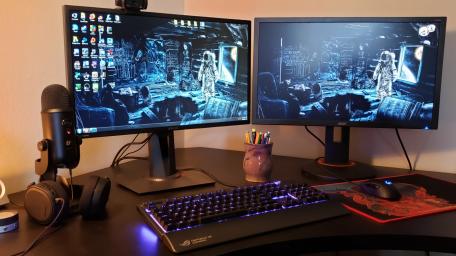 Dual Screens Gaming Setup Bliss wallpaper