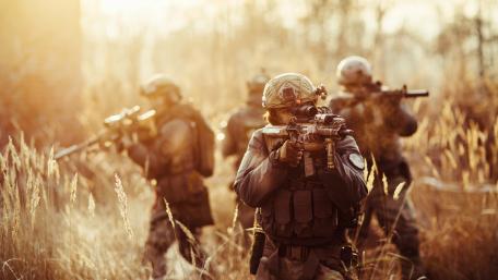 Soldiers in Sunset Battle Formation wallpaper