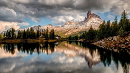 Dolomites Serenity wallpaper