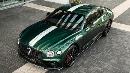 Elegance in Emerald - Bentley Continental GT wallpaper