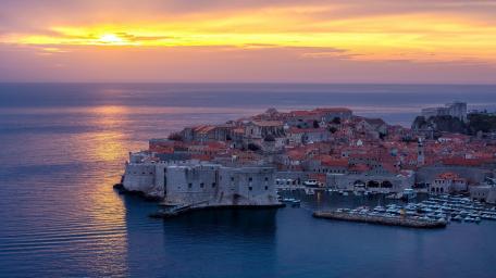 Dusk Embrace on Dubrovnik Shoreline wallpaper