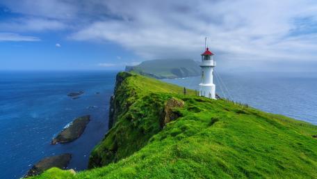 Mykines Hólmur Lighthouse Serenity wallpaper