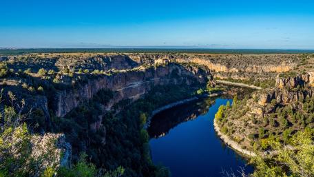 Majestic River Canyon Vista wallpaper