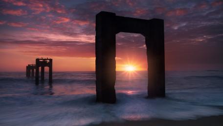 Davenport Pier Sunset Serenity wallpaper