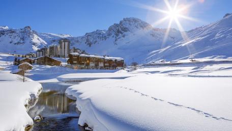 Winter Wonderland in Tignes Ski Resort wallpaper