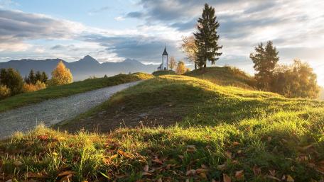 Serene Twilight at Jamnik Church wallpaper