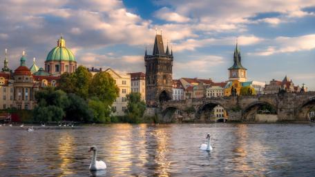 Charles Bridge in Prague wallpaper