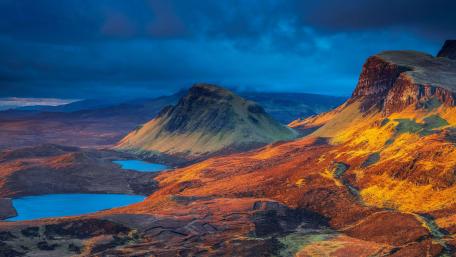 Majestic Skye Highland Vistas wallpaper