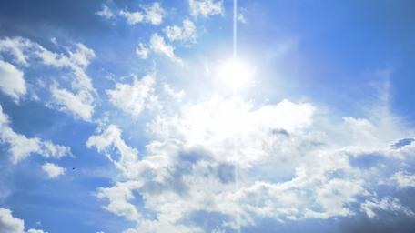 Radiant Sky with Lush Clouds wallpaper
