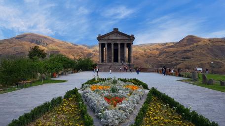 Garni Temple wallpaper