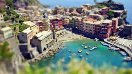 Vernazza Diorama wallpaper