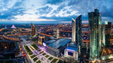 Astana's Urban Elegance at Dusk wallpaper