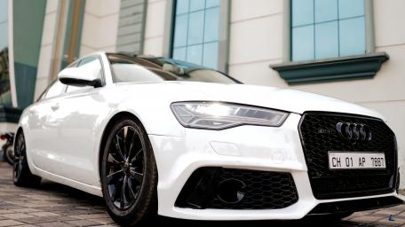 Sleek Audi Beauty in Stunning 4K Quality wallpaper