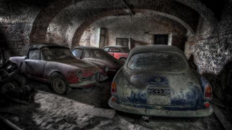 Forgotten Beauties in an Abandoned Workshop wallpaper