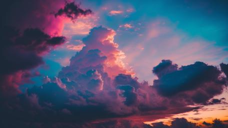 Vibrant Clouds in Twilight Sky wallpaper