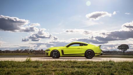 Vibrant Ford Mustang in Stunning 4K View wallpaper