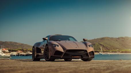 Evoke Luxury with Mazzanti Evantra Wallpaper wallpaper