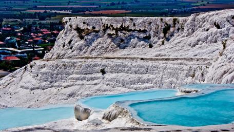 Natural Beauty of Pamukkale Pools wallpaper