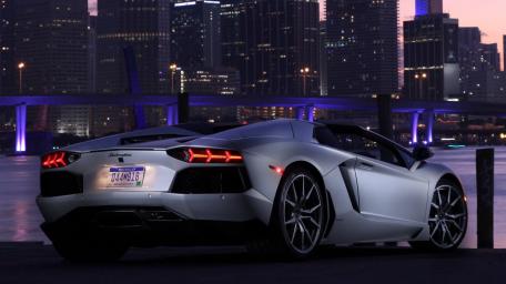 Lamborghini Aventador Under Urban Night Lights wallpaper