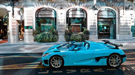 Koenigsegg CCXR in Urban Elegance wallpaper