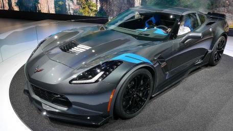 Chevrolet Corvette Sleek Gray Design wallpaper