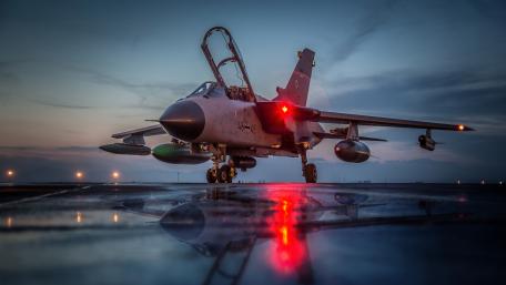 Panavia Tornado at Dusk wallpaper