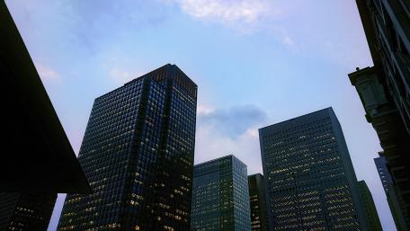 Modern Cityscape at Dusk wallpaper