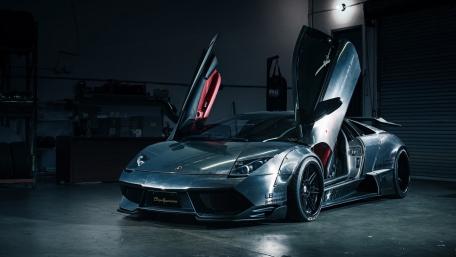 Lamborghini Murciélago in a Dark Garage wallpaper