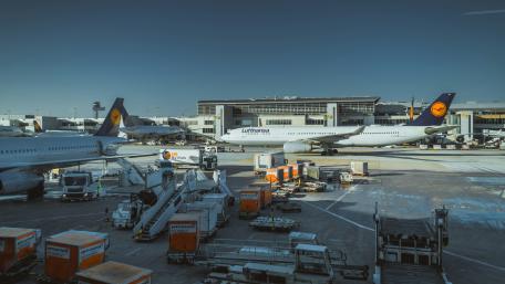 Airport Excitement Captured in Stunning Detail wallpaper