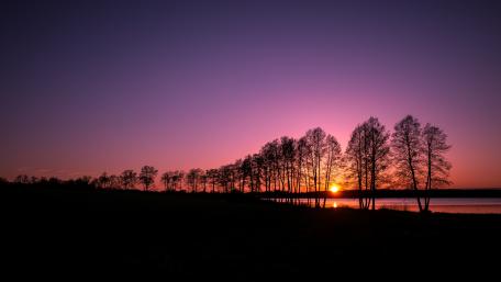 Sunset Serenity Along the Riverside wallpaper