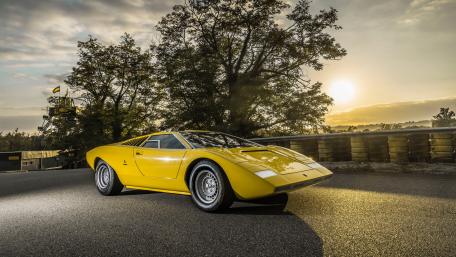 1971 Lamborghini Countach LP500 at Sunset wallpaper