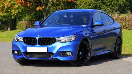 Stunning Blue BMW Car Wallpaper for Enthusiasts wallpaper