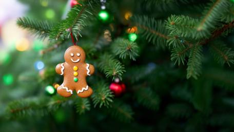Festive Gingerbread Delight on Christmas Tree wallpaper