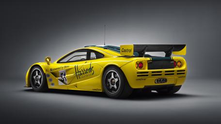 Ultimate McLaren F1 Racing Experience wallpaper