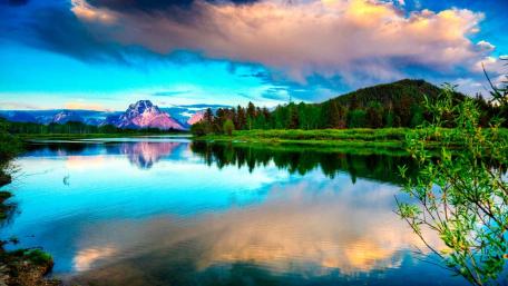 Grand Teton's Majestic Reflection in Nature's Mirror wallpaper