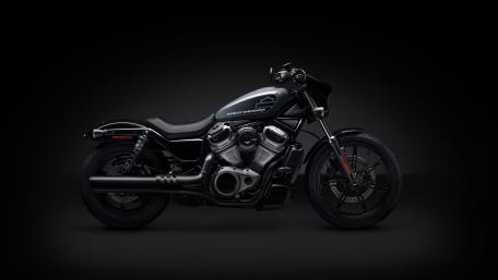 Stylish Harley-Davidson Cruiser Wallpaper wallpaper