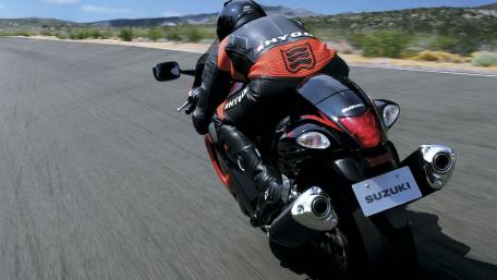 Suzuki Hayabusa in Action on Open Road wallpaper