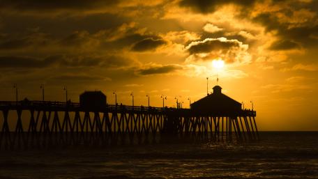 Sunset Silhouettes at Imperial Beach Pier wallpaper