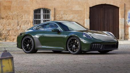 Porsche 911 Elegance and Power in 5K Resolution wallpaper